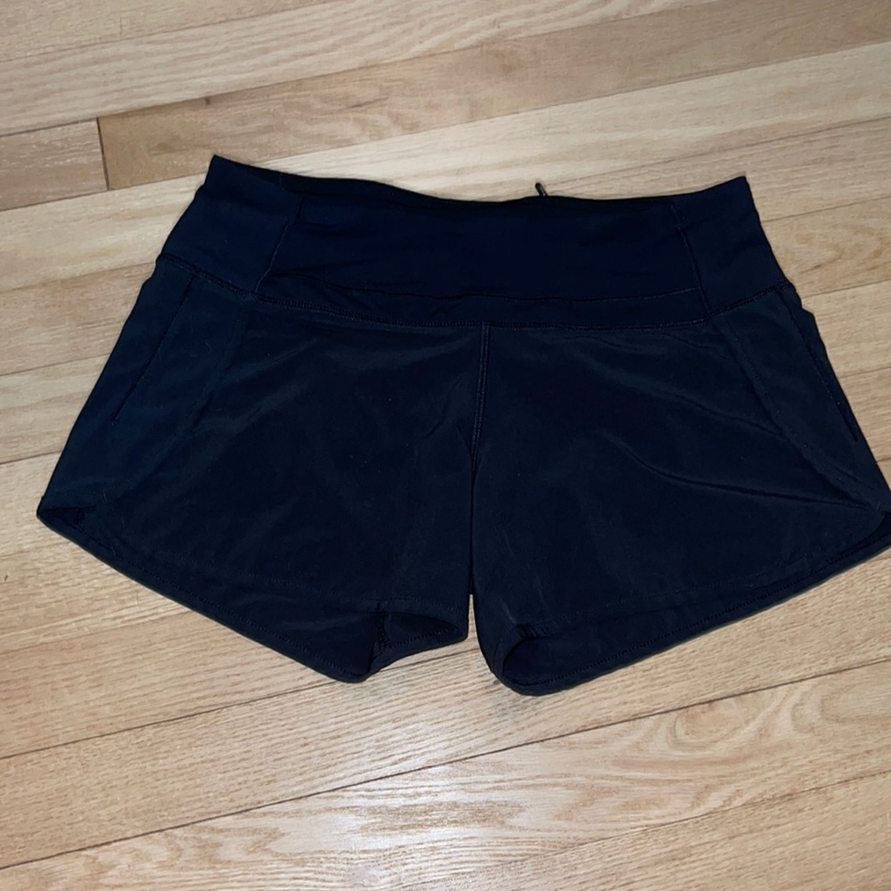 lululemon black shorts